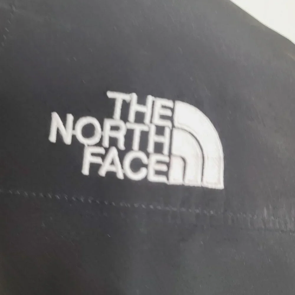 The North Face Men's Black Gordon Lyons Sleeveless Thermal Fleece‎ Vest Size S
